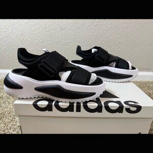 Adidas Black & White NIB Tennis Shoe Sandals Mehana Workout Walking Sz 8